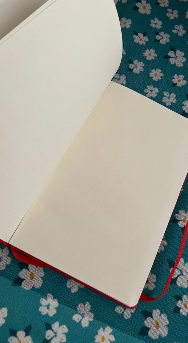 Kırmızı Elastik Bantlı Defter - Görsel 2