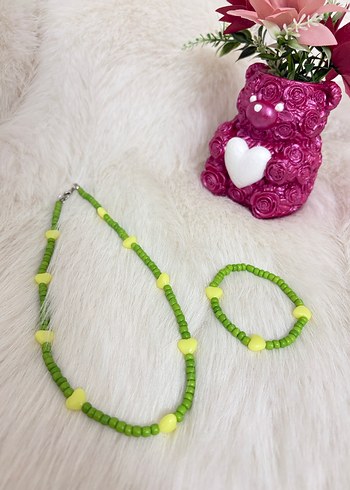 accessorize