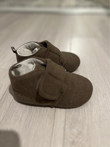 H&M Bebek Ev Ayakkabısı