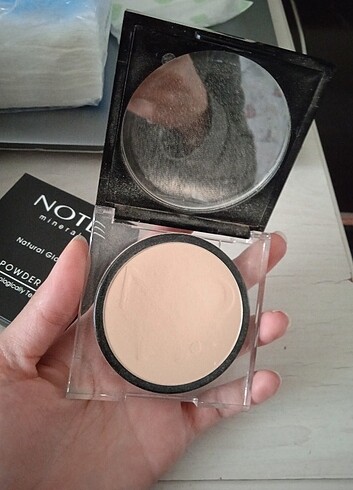 Sephora Note mineral pudra