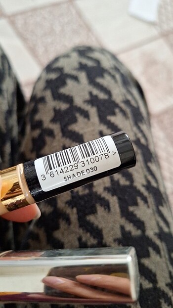 Kapatıcı max factor loreal paris  - Görsel 3