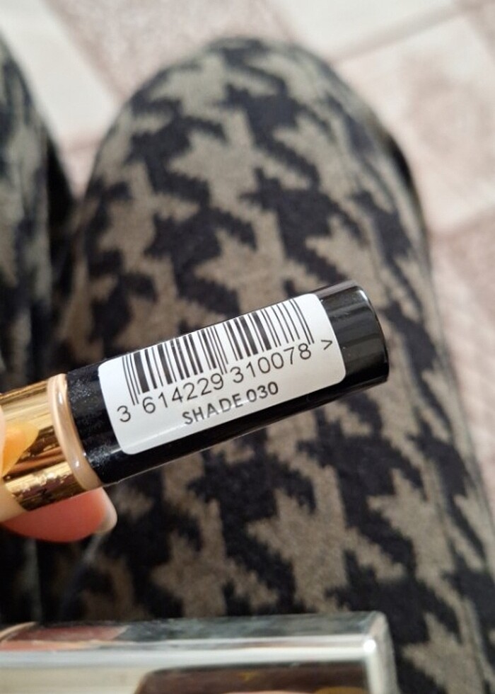 Kapatıcı max factor loreal paris  - Görsel 3