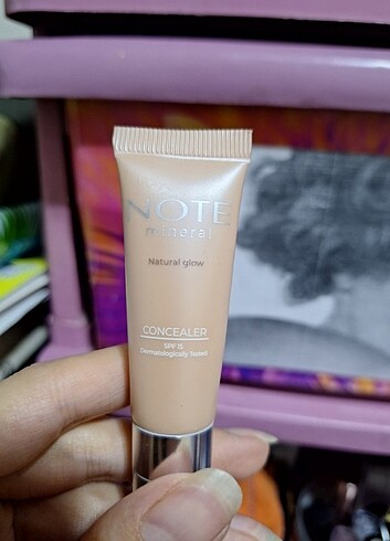 Note mineral kapatıcı loreal paris true match concealer 