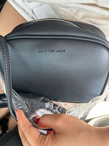  Beden Calvin klein çanta