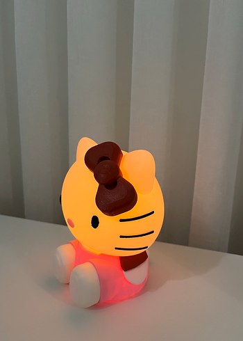 Renkli Hello Kitty Figürü Lamba - Görsel 3
