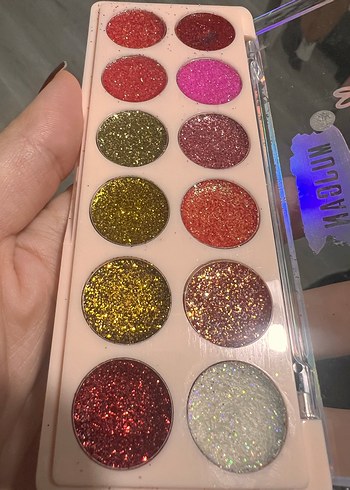 Mujgan Çok Renkli Işıltılı Far Paleti - Görsel 3