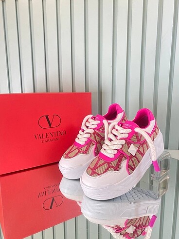 Valentino Valentino