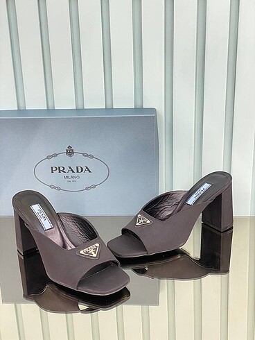Prada Prada