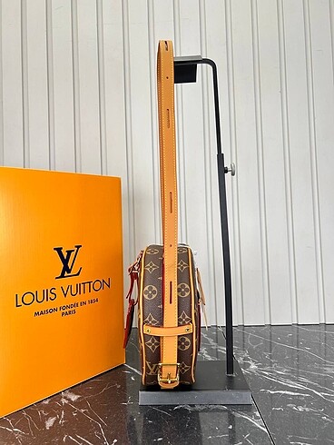  Beden kahverengi Renk Louis Vuitton