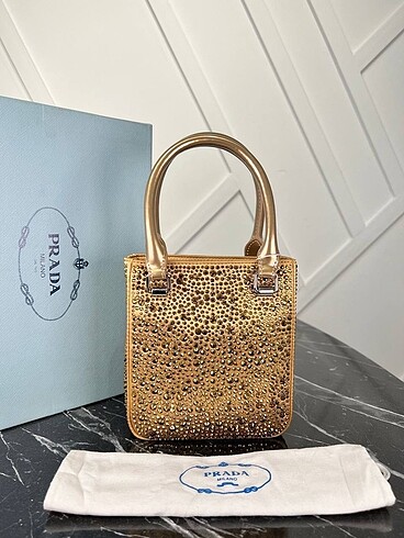 Prada Prada