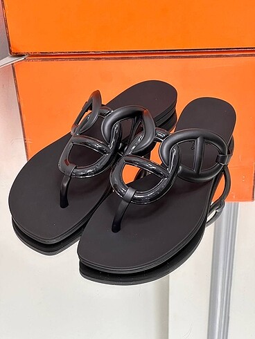 38 Beden Hermes