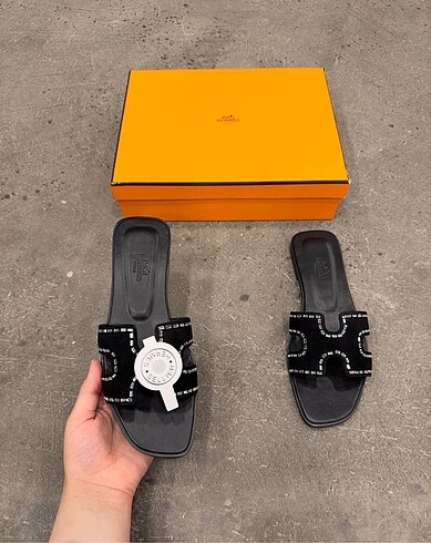 38 Beden Hermes