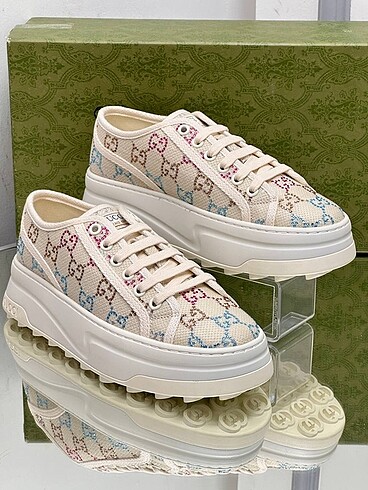 38 Beden çeşitli Renk Gucci