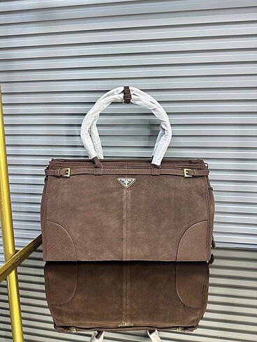 Prada Prada
