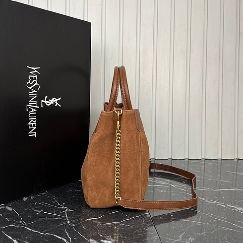 Yves Saint Laurent Saint laurent