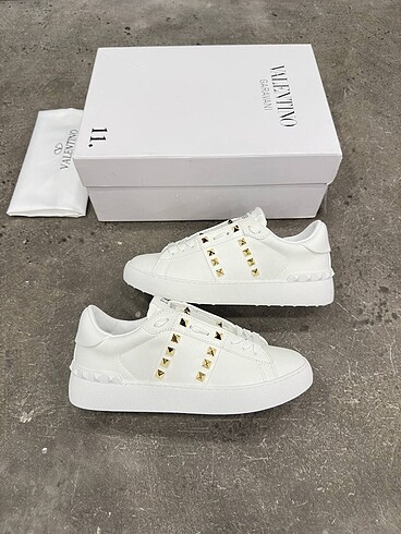 Valentino Valentino