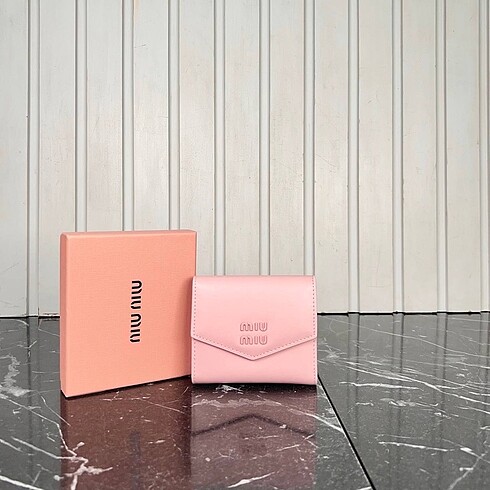  Beden Miu Miu