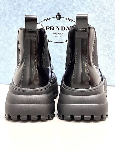 38 Beden Prada