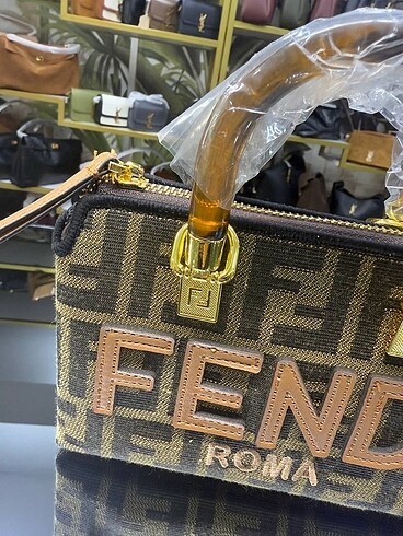  Beden Fendi