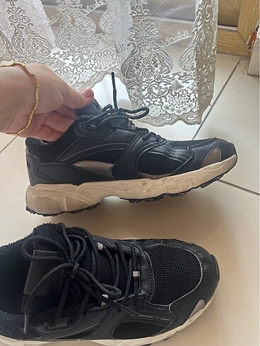 38 Beden siyah Renk Fabrika siyah spor ayakkabısı