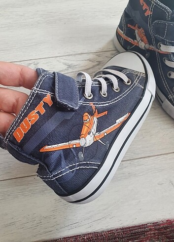 28 Beden Cocuk converse