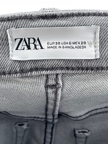 38 Beden gri Renk Zara Jean / Kot %70 İndirimli.