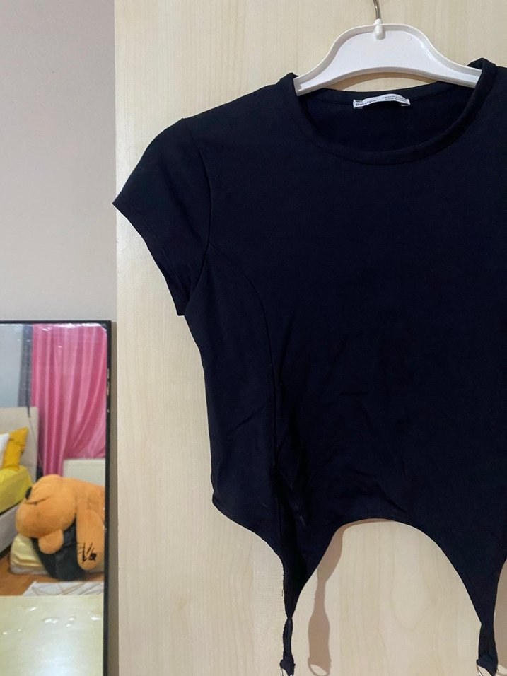 Siyah Kısa Crop Top bershka - Görsel 2