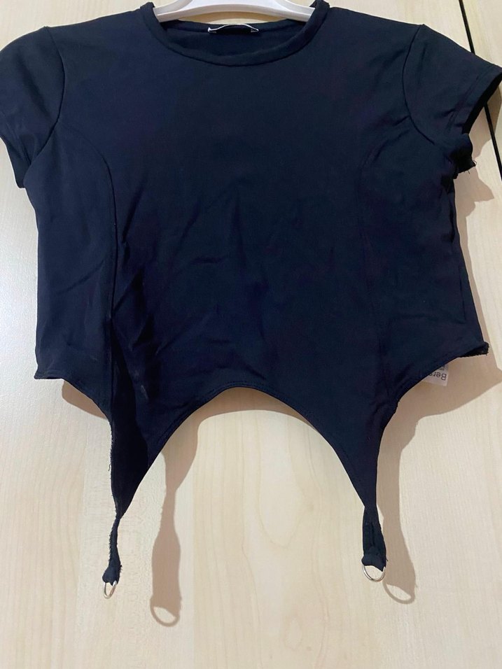 Siyah Kısa Crop Top bershka - Görsel 4