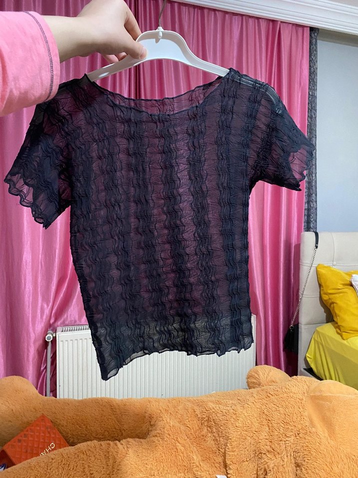 Dantel Detaylı Siyah Kısa Kollu Bluz - Görsel 2