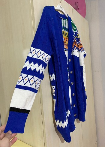 Renkli Desenli Uzun Örgü Kadın Hırka - Görsel 2