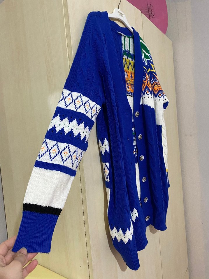 Renkli Desenli Uzun Örgü Kadın Hırka - Görsel 2