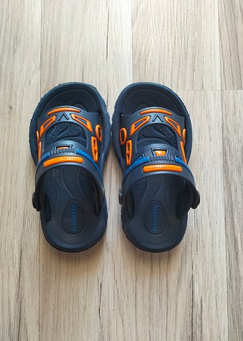 25 Beden Çocuk sandalet