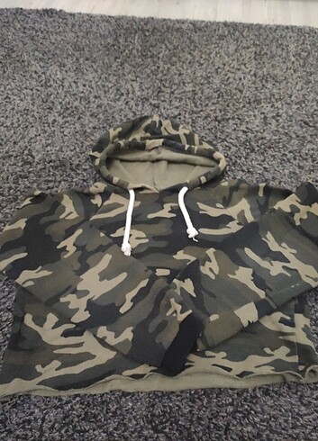 Kapsonlu sweat
