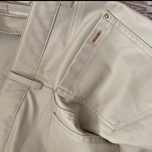 xs Beden zara deri pantolon