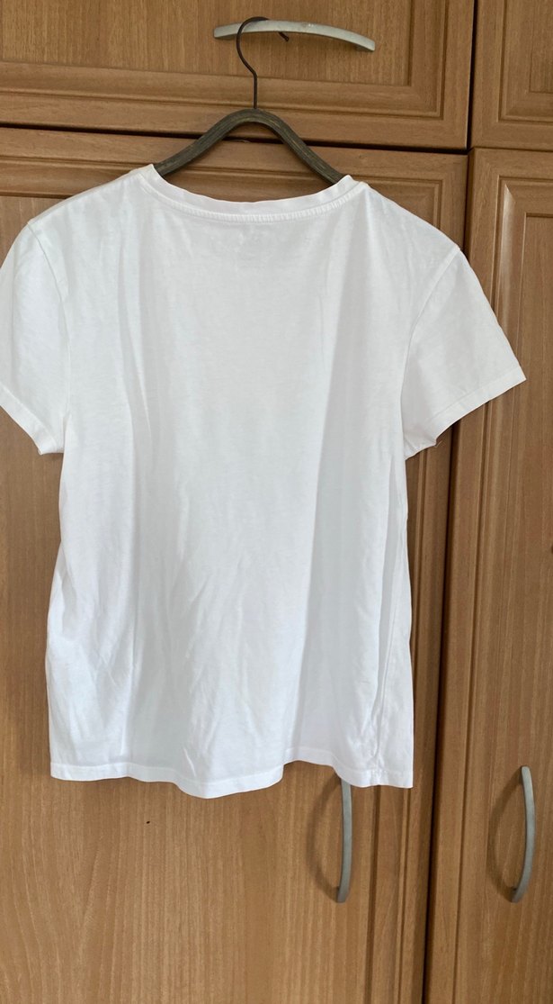 Dantel Detaylı Beyaz Kadın Tişört - Görsel 4