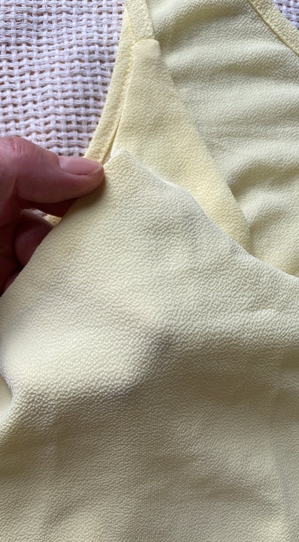 Sarı V Yakalı Kolsuz Salaş Kadın Atlet - Görsel 4