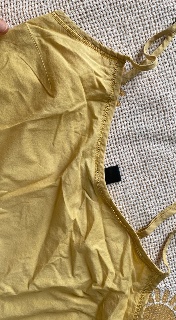 Düğmeli Sarı V Yakalı bluz - Görsel 2