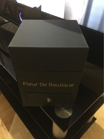 KUTUDA GÜL HEDİYE KUTUSU - Görsel 5