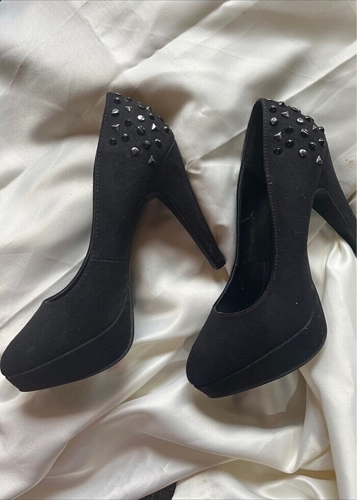 Topuklu ayakkabı - Görsel 2