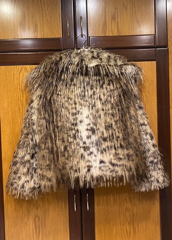 Leopar Desenli Kadın Suni Kurk - Görsel 4