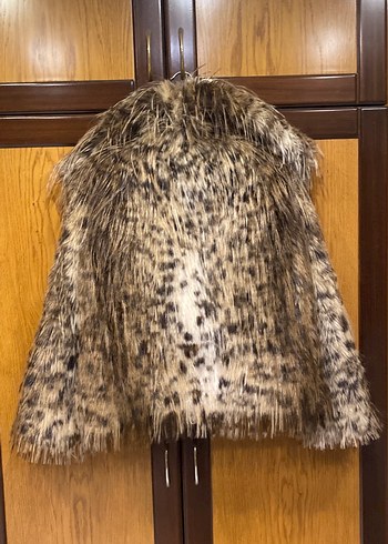 Leopar Desenli Kadın Suni Kurk - Görsel 5