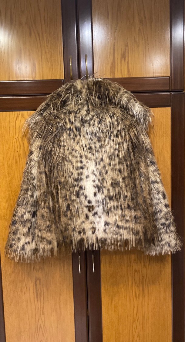 Leopar Desenli Kadın Suni Kurk - Görsel 5