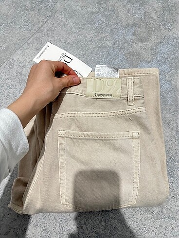 s Beden Stradivarius d92 jean