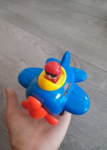 Renkli Mavi Oyuncak Uçak