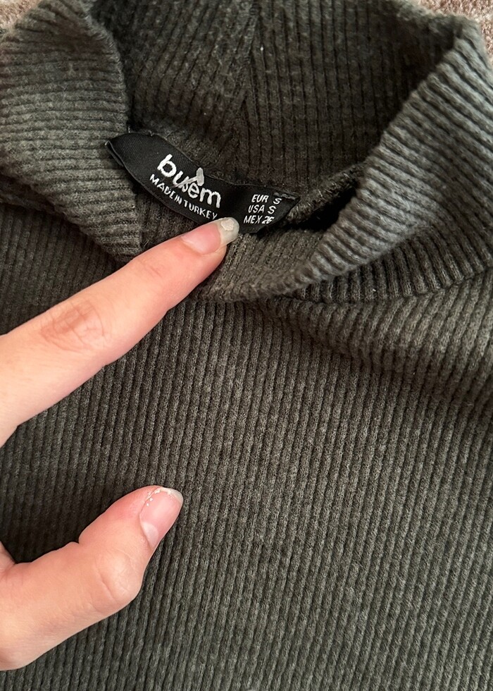 Uzun Yırtmaçlı Triko Elbise - Görsel 4