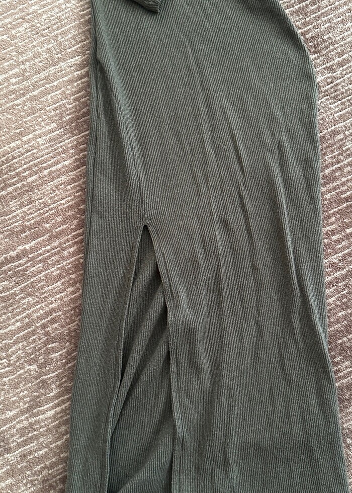 Uzun Yırtmaçlı Triko Elbise - Görsel 2