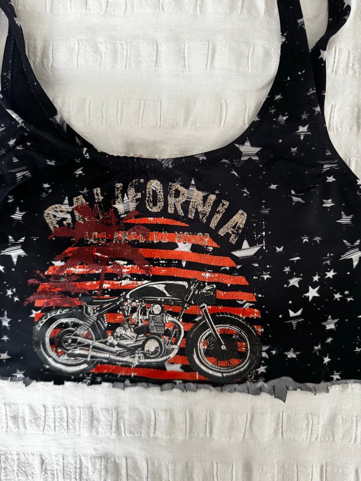 Siyah Baskılı Biker Bikini Üstü - Görsel 2