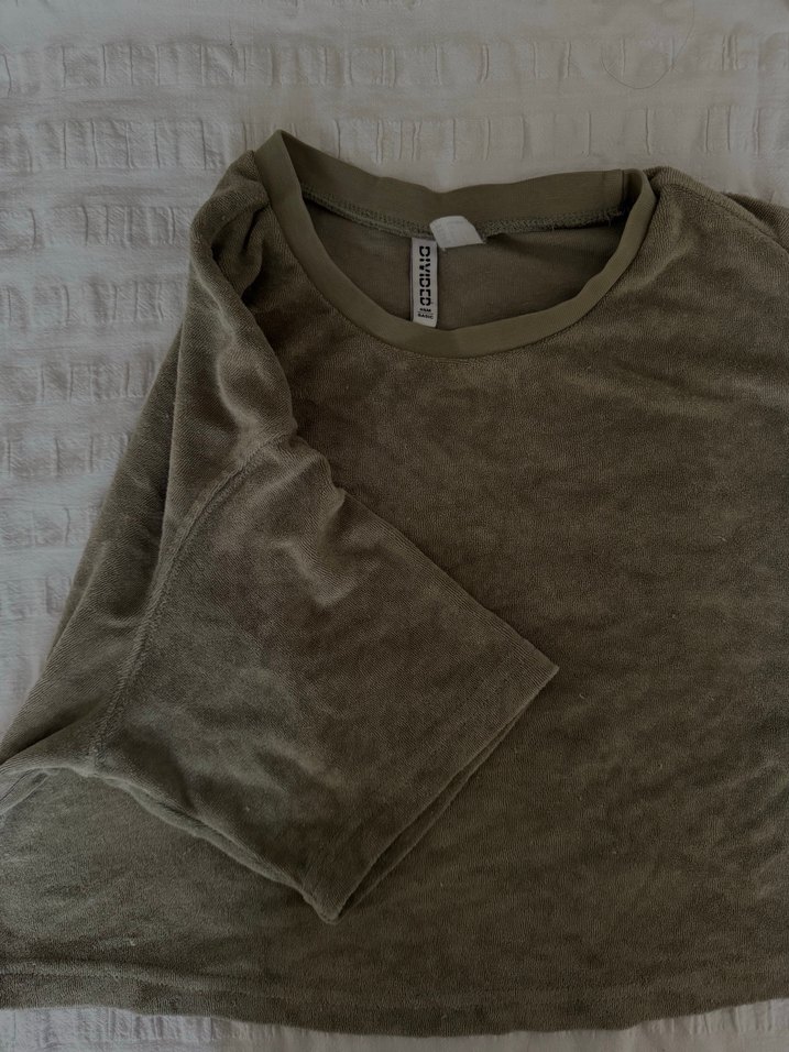 Oversize Kesim Havlu Kumaş Crop - Görsel 3