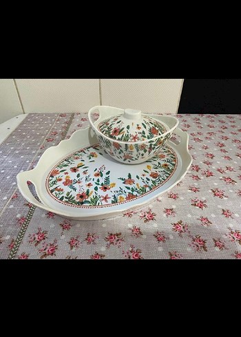 Çiçek Desenli Beyaz Servis Seti - Görsel 2