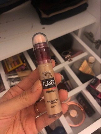 Age rewind concealer 02 Nude renk